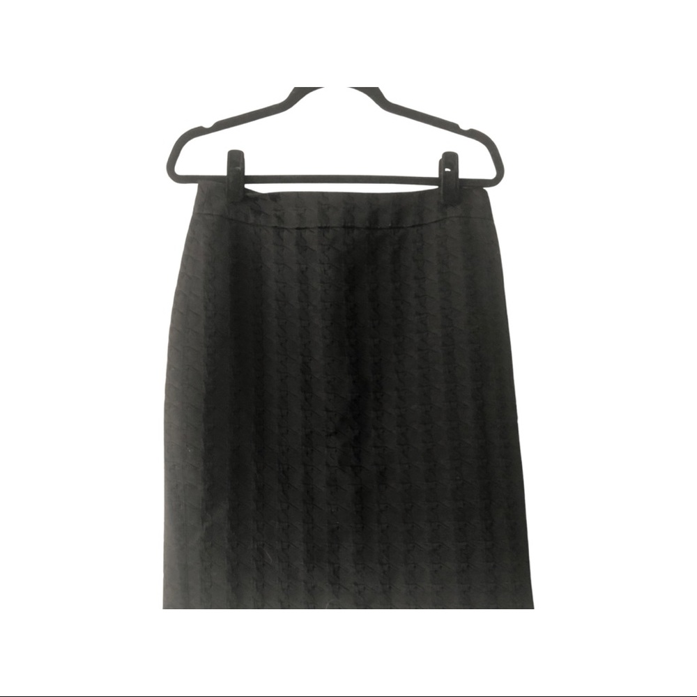 Armani Midi Pencil Skirt.  Size 6.